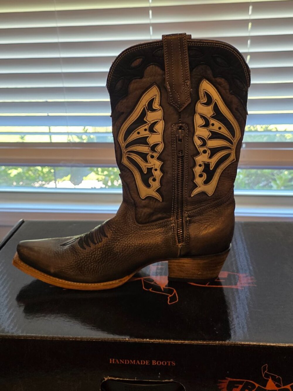 Freebird Butterfly Boots - Picture 4 of 5